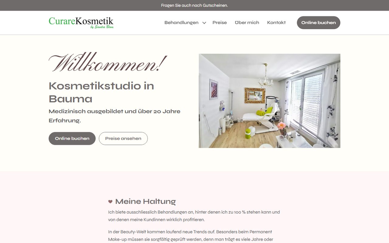 Die neue Website von Curare Kosmetik am Bildschirm